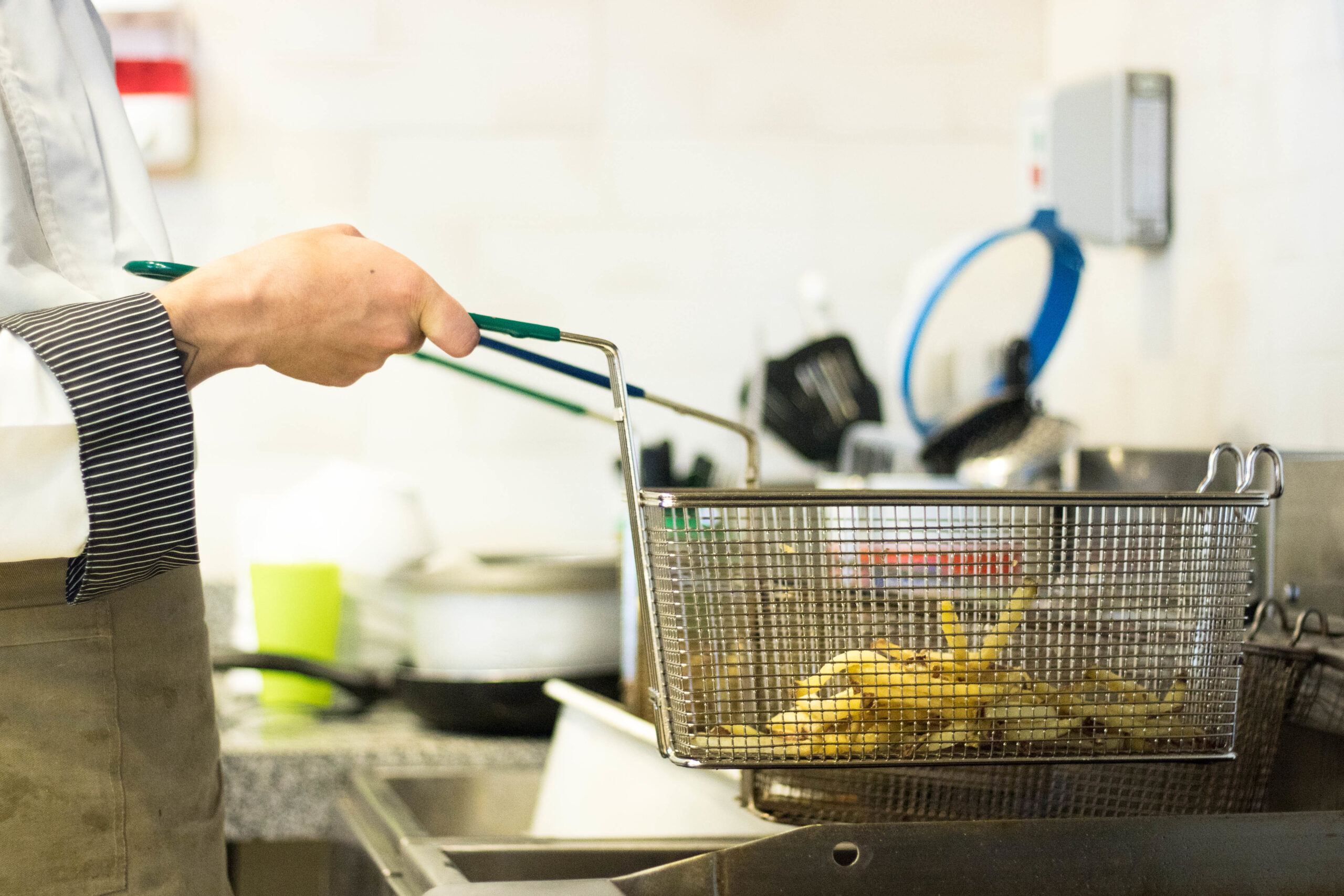 deep fryer vs regular fryer
